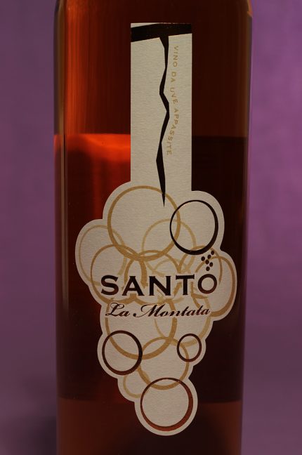 Etichetta della bottiglia da 500 millilitri del vino Santo dell'azienda La Montata
