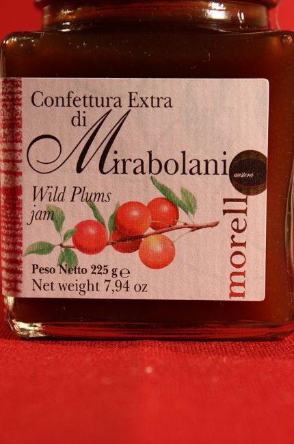 Etichetta anteriore della confezione da 225 grammi di confettura extra di mirabolani di Morello Austera