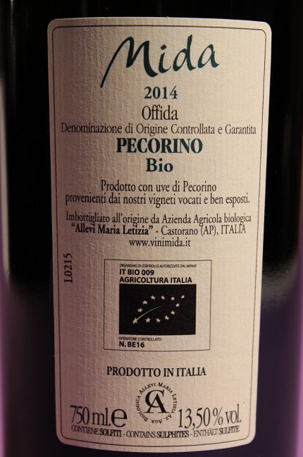 etichetta posteriore del vino mida pecorino 2014 prodotto dall'azienda agricola allevi maria letizia