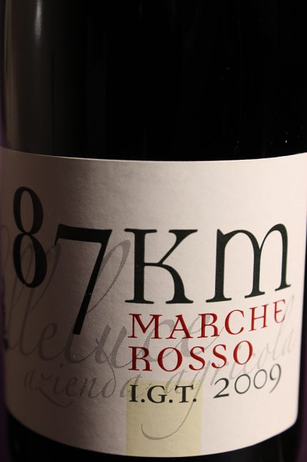 Etichetta del vino passito 87km della società agricola Colleluce di Serrapetrona (MC)