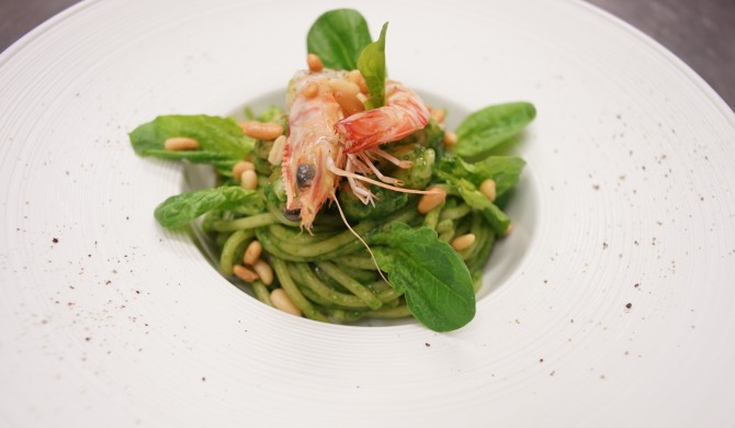 Spaghetti Mancini con crema di spinaci e Mazzancolle Spaghetti Mancini con crema di spinaci e Mazzancolle