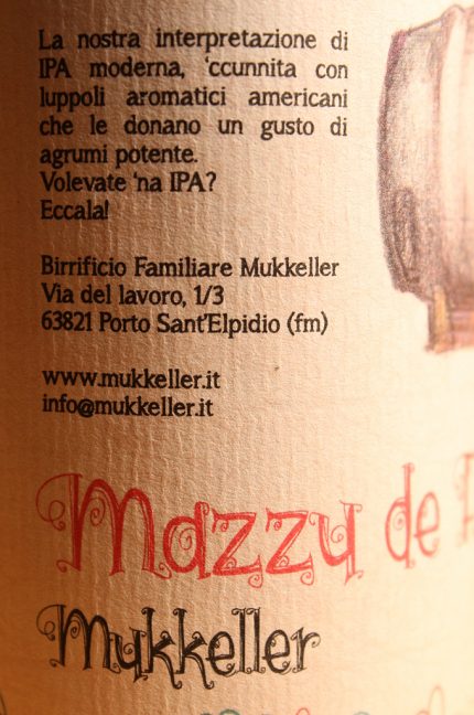 Etichetta laterale della birra Mazzu de fiuri del birrificio Mukkeller